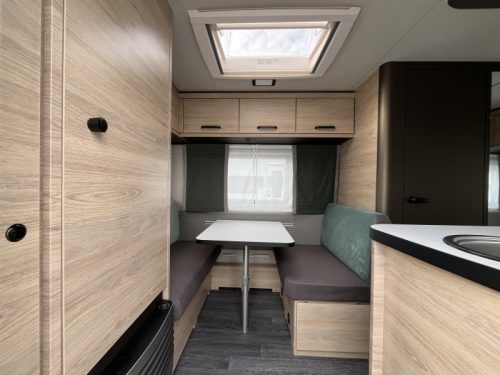 Weinsberg CaraOne 420 QD Foto: 2