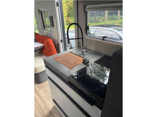 Niesmann+Bischoff Ismove 7.3 F QUEENSBED-AUT-160PK-LEVEL  foto: 11