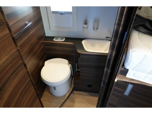 Laika EcoVip H 4109 9-speed Automatic | E&P Level System | Roof Air Conditioning | Lithium | 4-person photo: 13