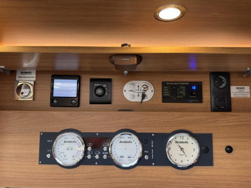 Dethleffs Globetrotter 7850 XL-I Automatic VERY LUXURIOUS! photo: 16