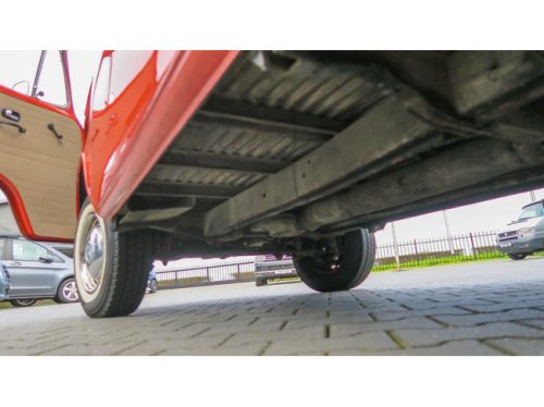 Volkswagen Transporter T2 Westfalia Madrid photo: 19