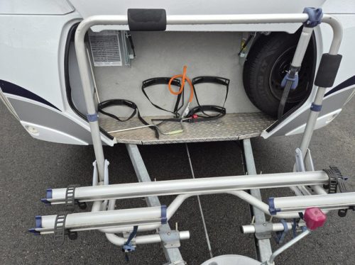 Dethleffs 430 DB Fixed bed, mover, Awning with extension Bovag photo: 4