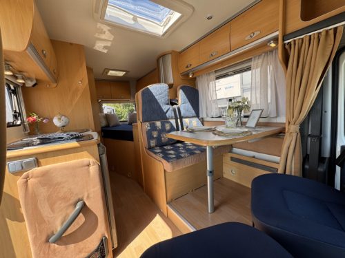 Homecar P 561 Motorairco Franz&ouml;sisches Bett Foto: 11