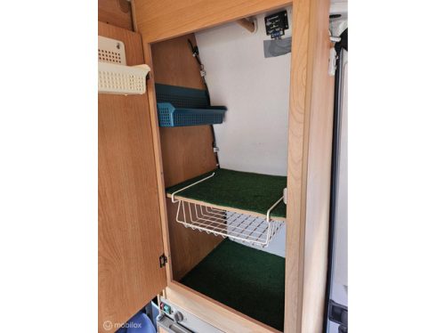 Camper van P&ouml;ssl 2 Win Camper van 2.8JTD ☆Asientos giratorios-Cama fija-128cv☆ foto: 19