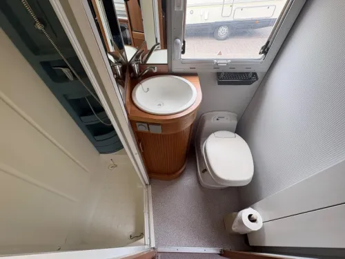Knaus Sun Liner 708 GH Air conditioning,Fixed bed,Pop-top roof  photo: 18
