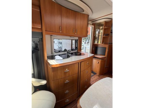 Hobby T 600 GFS Querbett Solarmodul Einzigartiger Zustand 24501KM!!! Foto: 15