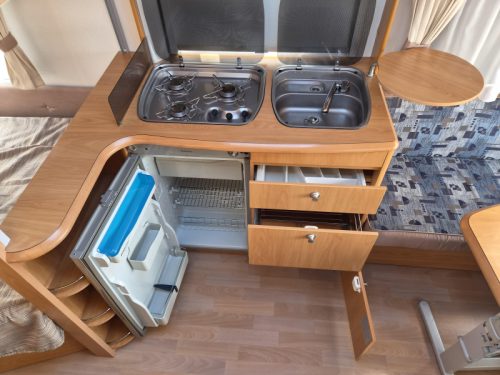 Chateau Calista 450 - Mover - Awning - photo: 9