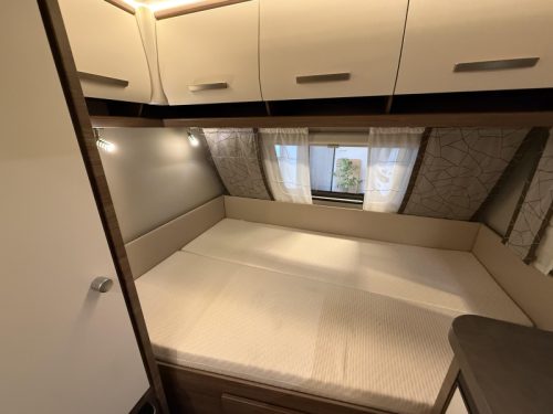 Knaus Sport 400 QD Fixed bed Mover Awning(TOP)  photo: 17