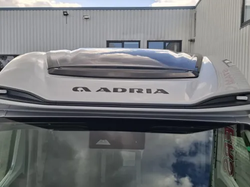 Adria Compact Supreme DL 2027 FULL Option Black ed Foto: 9