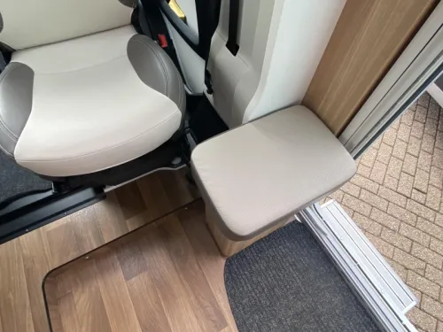 Dethleffs Advantage Single beds price stunt photo: 24