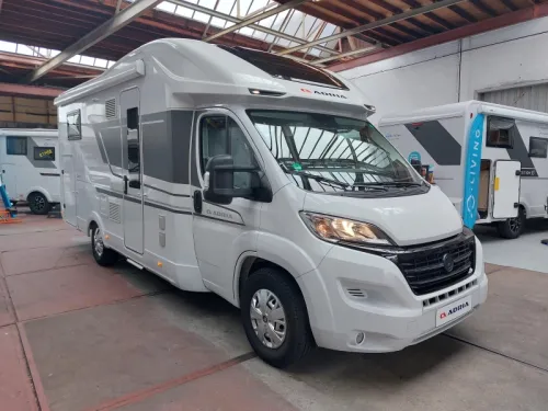 Adria Coral 650 DL L&auml;ngsbetten/face2face/heavy Foto: 13