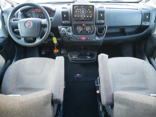 P&ouml;ssl 2win, 6 Meter Van conversion, Towing hitch, Diesel heater photo: 3