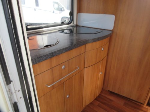 Eriba Nova GL 390 COMPACT WITH REAR KITCHEN photo: 11