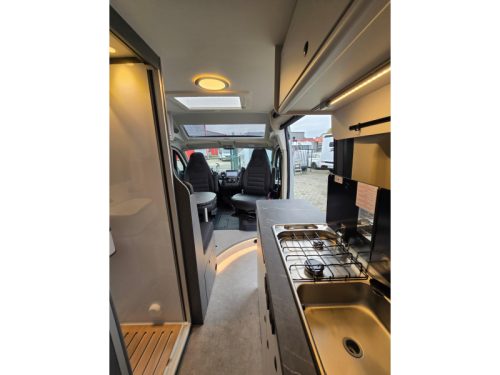 Etrusco CV 600 DB Plus Camper Van 6mtr photo: 11