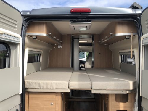 Hymer Yellowstone 649 SINGLE BEDS photo: 34