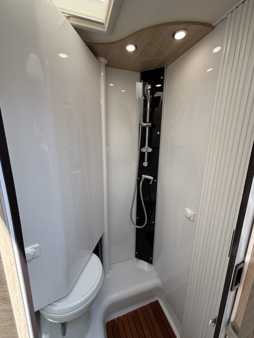 Challenger Graphite 287GA 9T AUT SINGLE BEDS+POP-TOP ROOF 5 BERTH photo: 10