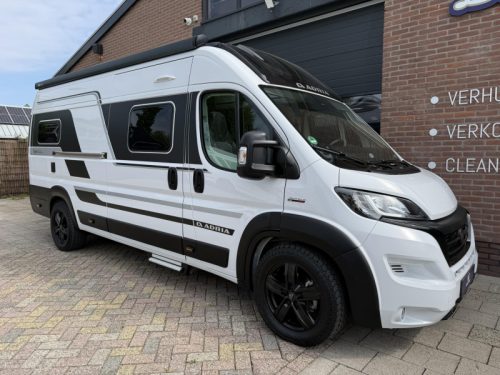 Adria Twin 640 SLB Supreme Automatic 160hp  photo: 2