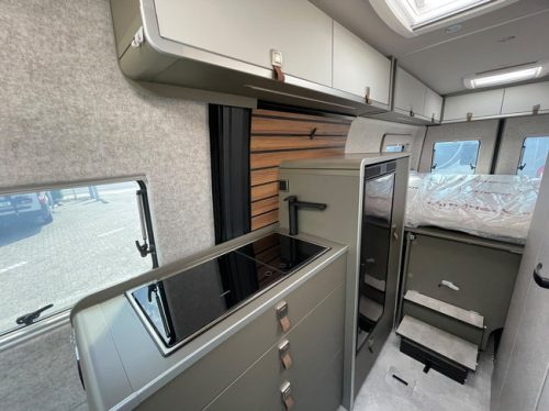 Hymer Grand Canyon S 700 Mercedes 4WD photo: 11