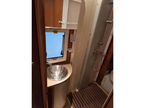 Chausson Sweet MAXI 670 130HP Drop-down bed Air conditioning photo: 12