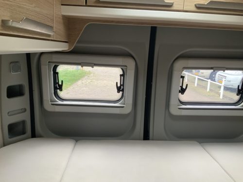 Knaus Boxstar Campervan AUTOMATIC Transverse bed, Engine air conditioning, Swivel seats, Bicycle carrier Busbiker, Year 2017 Camper centrum on the road Marum photo: 9