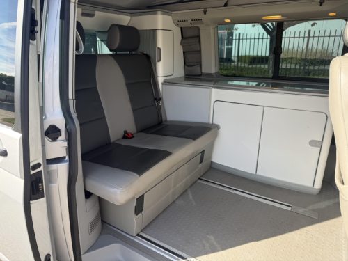 Volkswagen T5 California GP Edition 2014 4X4 180HP photo: 7