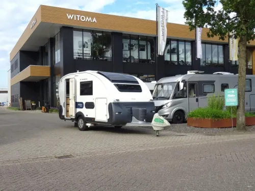 Adria Action 391 PH Rangierhilfe und Unico Markise Foto: 15