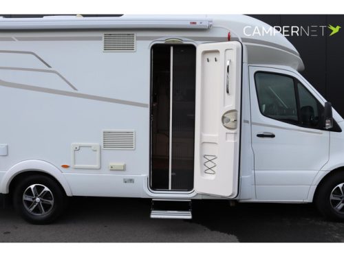 Hymer BMC-T 680 177hp Automatic | Single beds | Drop-down bed | Separate shower | Solar panel | Veloslide | Bearlock | SLC Chassis | Awning photo: 4
