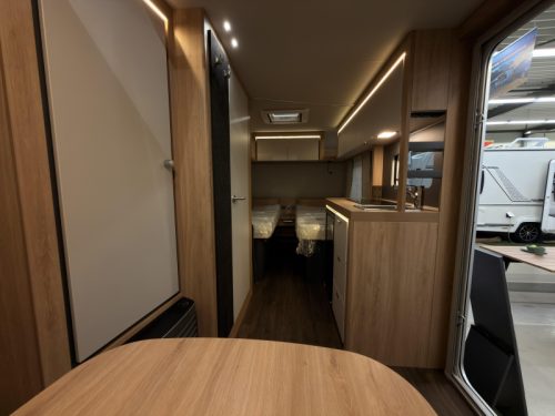 Knaus Sport Platinum 500 EU Platinum+Boden+1800KG Foto: 5