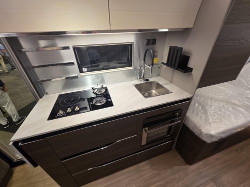 Adria Alpina 583 UL photo: 5