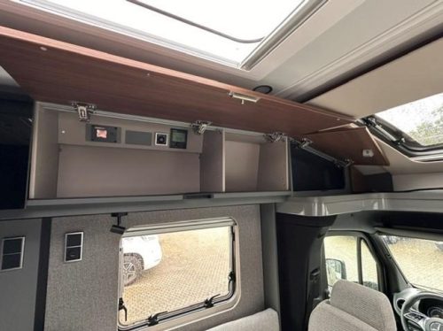 Hymer B-MC T 680 LITHIUM-SOLAR-INVERTER photo: 16