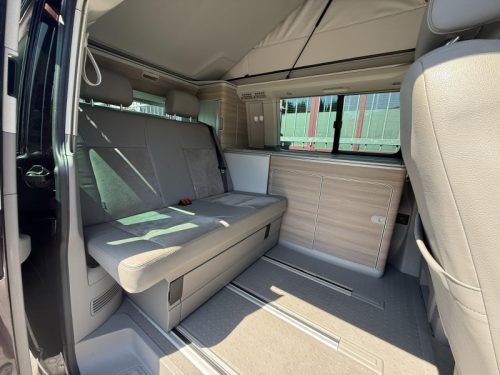 Volkswagen California GENERATION photo: 17