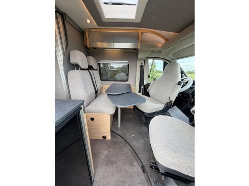P&ouml;ssl Trenta 540 Automaat / Solar / Diesel-Elektro kachel / 2x accu / Trekhaak / Gas Duo / 10'' Navi / Massaschakelaar Foto: 16