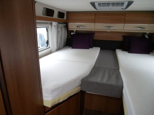 Knaus Van TI 650 MEG Platinum, Lits jumeaux, Climatisation de toit photo : 15