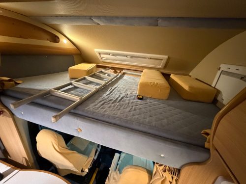 FORD KENTUCKY Motorhome Estro 5 | 2.4 137hp | 2x Air conditioning | 6 berths | Drive-Away awning photo: 13