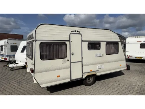 Home-Car Confort 42 2x Sitzgruppe Toilettenraum Foto: 10