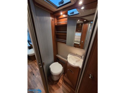 Hymer B 594 * Luxury Motorhome * Fully equipped * Top condition photo: 23