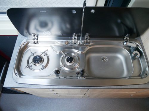 Camping-car Clever 6.40 Mtr, Ch&acirc;ssis Maxi, Lits Jumeaux Bas !! photo : 12