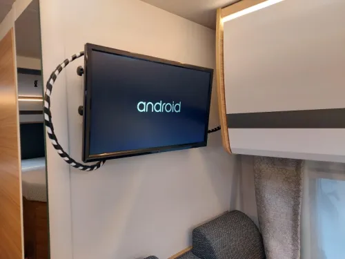 Dethleffs Globebus T 6 GT Automatic/single beds/TV photo: 4