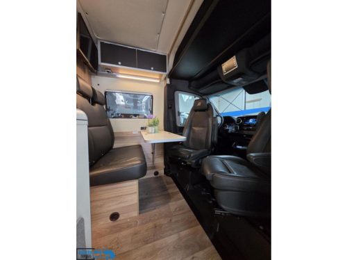 Hymer Grand Canyon S Crossover 4x4 *190pk Automaat* VOL!!! Foto: 3