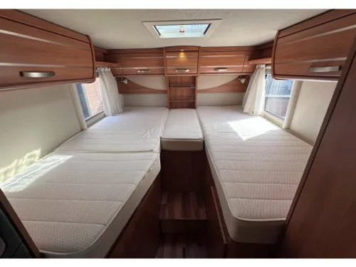 Hymer Exsis-I 678 nur 29000 km Foto: 5