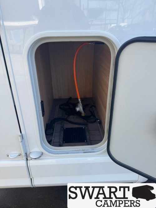Knaus Skywave 650 MEG, Einzelbetten Hubbett Foto: 22
