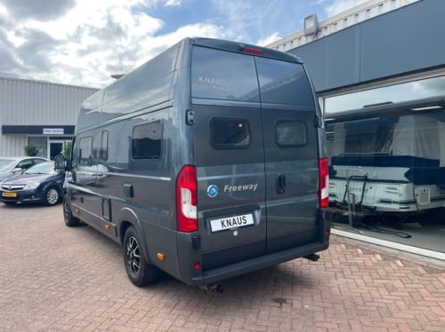 Knaus Boxstar Freeway 640 Automatic Off-Grid Single beds photo: 5