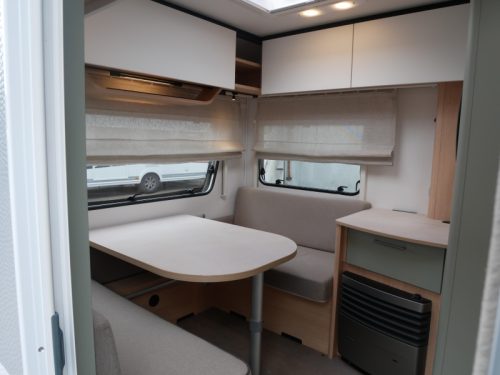 LMC Style 450 D Mover, Vorzelt Foto: 3
