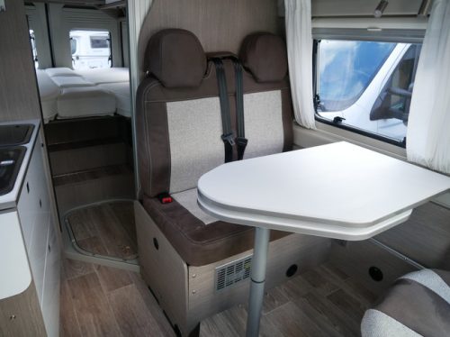 P&ouml;ssl Roadcruiser 640, Automatik, Hubdach, L&auml;ngsbetten Foto: 9