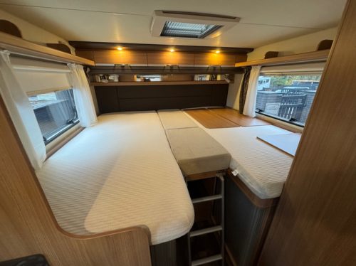 Knaus R16 Knaus Sky TI Silver Selection 700 MEG Airco AUT 31dkm photo: 20