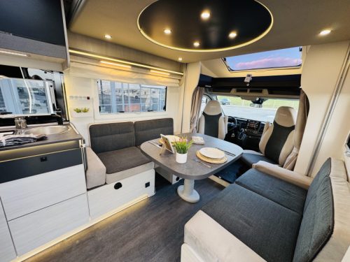 Challenger Graphite Ultimate 380 Automatic 5 Seat Belts photo: 6