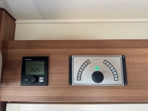 Weinsberg CaraSuite 650 MF Level system photo: 24