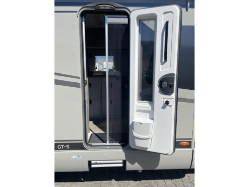 Hymer GT-S 685 ann&eacute;e mod&egrave;le 27 photo : 19