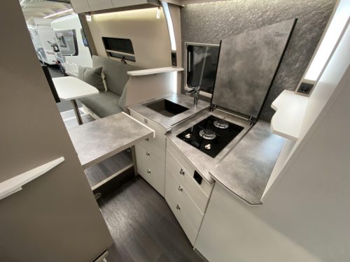 Frankia Yucon 7.0 Lounge Rundsitz V6 Autom. Foto: 13
