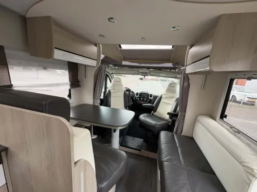 Chausson Flash 718 XLB Special Edition Roof Air Conditioner photo: 8